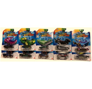 HOT WHEELS SAMOCHODZIK ZMIENIAJĄCY KOLOR BHR15