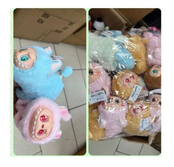 MASKOTKA LABUBU NA RĘKĘ Z MUZYKĄ / SOUND A"12 2533