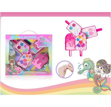 ZESTAW DO MAKIJAŻU I PAZNOKCI 2829